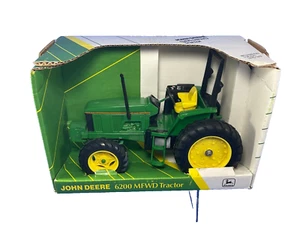 1993 ERTL, 1/16 Scale, John Deere 6200 MFWD Tractor, # 5667, USA, MIB - Picture 1 of 10