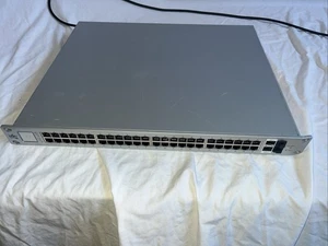 ✅✅Ubiquiti UniFi US-48-500W Managed 48-Port (RJ-45) PoE 1U Gigabit Switch - Photo 1/4