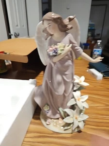 Grandeur Noel Collector’s Edition 2003 Porcelain Angel 12" Christmas MINT in Box - Picture 1 of 11