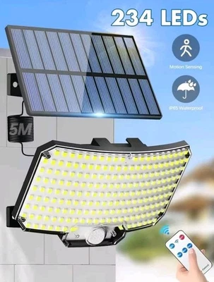 Lampada con Pannello Solare Sensore di Movimento Luce da Giardino Esterno a LED - Immagine 1 di 4