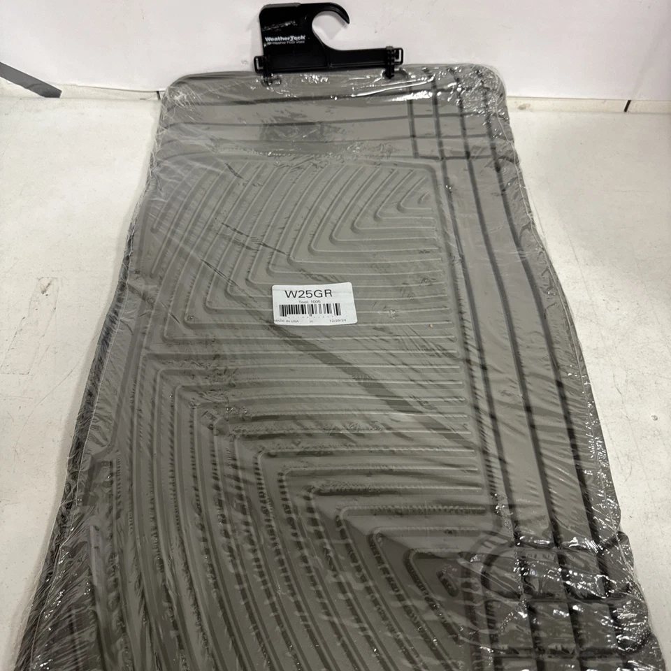 Alfombrillas WeatherTech para todo tipo de clima para W25GR - 2ª fila Foto 1 de 2