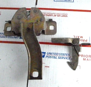 OEM 79-83 Nissan Datsun 280z 280zx Main Hood Release Latch and Safety Catch - Picture 1 of 6