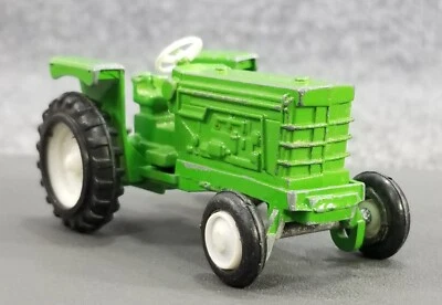 VTG TOOTSIETOY 1/43 SCALE TRACTOR DIECAST METAL GREEN - Image 1 of 4