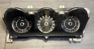 Cuadro de instrumentos Ford Torino 1972-1973 velocímetro temperatura combustible Foto 1 de 4