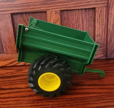John Deere Juguete Monster Treads Vagón Apertura Trasera Volteo Pieza Suelta Foto 1 de 4