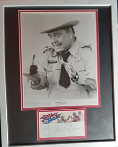 Jackie Gleason Auténtico Firmado Personalizado Marco Mate Listo Pantalla 11x14 JSA LOA - Imagen 1 de 3