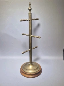Vintage Brass Mug Tree Rack Holder 6 Cups Wooden Brown Base Retro - Picture 1 of 12