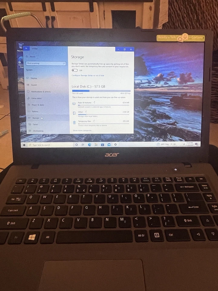 Aspire One 1-431 Signature Edition Intel(R) Celeron(R) 1.6ghz d RAM 2.00 GB - Imagem 1 de 4