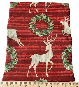 Christmas Rein Deer Fabric Musical Score Red Green 100% Cotton 1 Yard x 44" - Picture 1 of 12