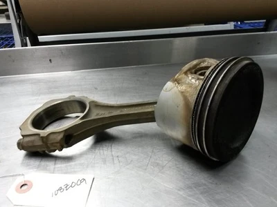 Piston and Connecting Rod Standard From 1995 Pontiac Bonneville  3.8 - Image 1 of 3