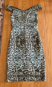 Vestido Vaina Colección Nicole Miller Animal Estampado Leopardo TALLA 2 NUEVO Hombro Descubierto - Imagen 1 de 6
