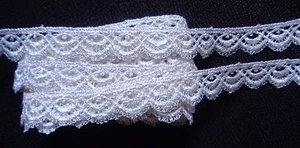 Venise Lace, 9/16 inch wide ivory color  selling by the yard - Picture 1 of 1