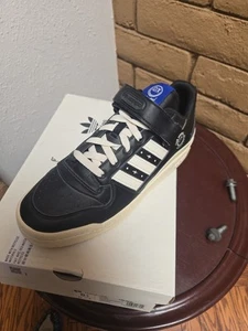 Adidas Original Herren Forum Low x Andre Saraiva Sneaker GZ2205 Schwarz/Weiß/Pink - Bild 1 von 6