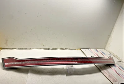 Luz trasera central LED DP53-13B433 ORIGINAL OEM 2013 2014 2015-2020 Lincoln MKZ Foto 1 de 4