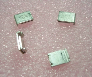 Menge (100) 1,5 A 15 V SMD POLYSWITCH RÜCKSTELLBARE SICHERUNGEN SMD150-2 RAYCHEM - Bild 1 von 2