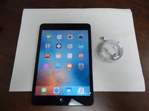 Apple iPad Mini 1st Gen A1432 32GB WIFI BLACK FREE BUNDLE & SHIPPING - Afbeelding 1 van 3