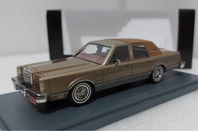 Lincoln Continental Mark VI 1979 Beige Over Grey 1:43 Neo 43540 EXTREMLELY RARE! - Image 1 of 4