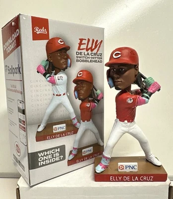 Camiseta deportiva roja 2025 Cincinnati Reds Elly De La Cruz SGA Bobblehead Foto 1 de 4