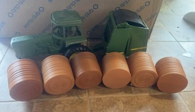 1/16 scale round hay bales - 6 count -  farm toy  - Brown - Tan -dry Hay - Image 1 of 4