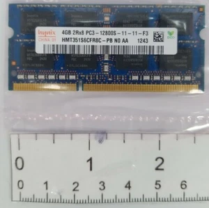 SK Hynix 4GB PC3-12800 DDR3 1600 SODIMM Laptop Memory HMT351S6CFR8C-PB - Picture 1 of 4