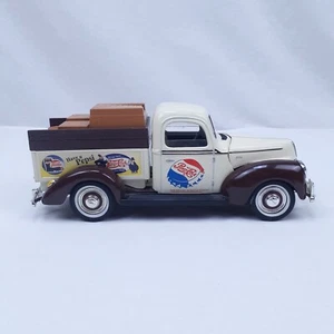 1/18 Golden Wheel 1940 Vintage Ford PEPSI-COLA Delivery Truck Bank #8501 - Picture 1 of 13