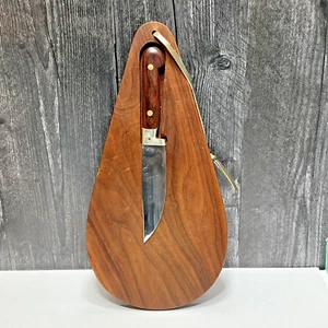 Tabla de cortar de madera colgante MCM Tear Drop con cuchillo magnético - Imagen 1 de 9