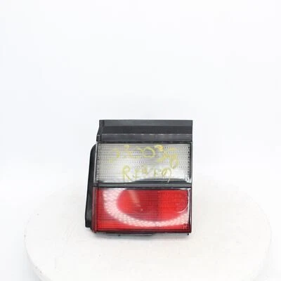 Задний фонарь 1993 Volkswagen Passat номер детали 166-58465R - Изображение 1 из 4