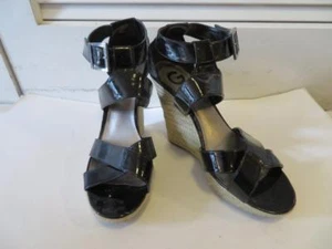 WOMENS GUESS BLACK PATENT STRAPPY ANKLE BUCKLE PLATFORM WEDGE SANDALS SIZE 10M - Picture 1 of 5