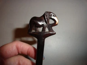 Vintage Coin Spoon 1925 East Africa Shilling Silver Wood Elephant Carved Handle - Picture 1 of 7