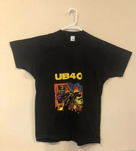 Camiseta UB40 World Tour 1988 "Labour of Love" Negra Gráfica XL7 Usada - Imagen 1 de 5