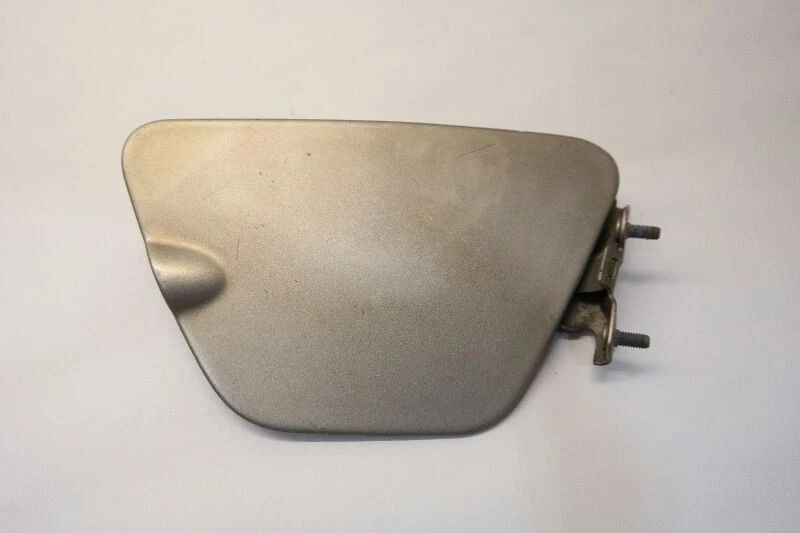 Jaguar XJ6 1995-1997 puerta de llenado de combustible plateada Foto 1 de 4