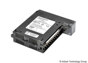 GE Fanuc IC693MDL940 Series 90-30 Relay Output Module - Picture 1 of 4