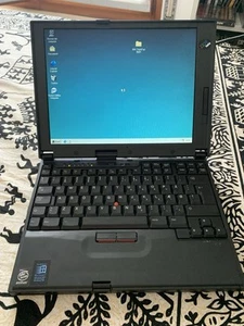 IBM ThinkPad 560X Pentium 233mmx Vintage Retro Laptop Windows 98SE RS-232 - Afbeelding 1 van 10