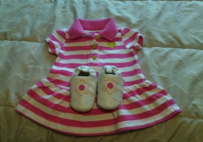 Lote - Zapatos de cuna suaves para bebés/niñas pequeñas talla 2 y vestido Carter's 3 meses Foto 1 de 4