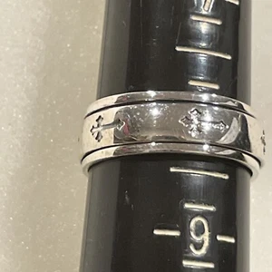 925 silver Women Cross ring size 8 - Picture 1 of 5