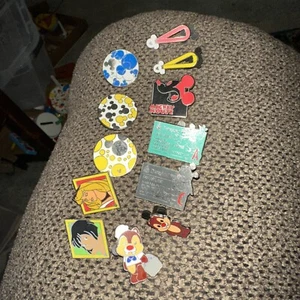 Disney Pin Lot of 12 Trading Pins Mickey, tickets, Chippendale, Mowgli - Picture 1 of 4