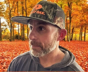 Mossy Oak Break Up Blaze Orange Logo Camo Mesh Back Snapback Hunting Trucker Hat - Picture 1 of 7