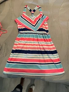 2 Girls Dresses 1 Coral Strip & 1 Grey Solid by Pink & Violet Back 2 School NEW - Picture 1 of 9