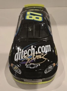 Kyle Busch Autographed ditech.com #87 Nascar Diecast 1:24 - Picture 1 of 11