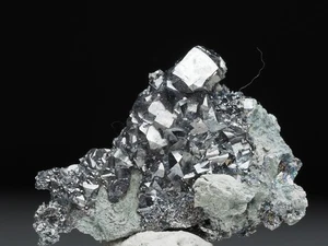 Skutterudit, Ni-Skutterudit, Stbr. Burgk, Schleiz, Thüringen - Bild 1 von 2