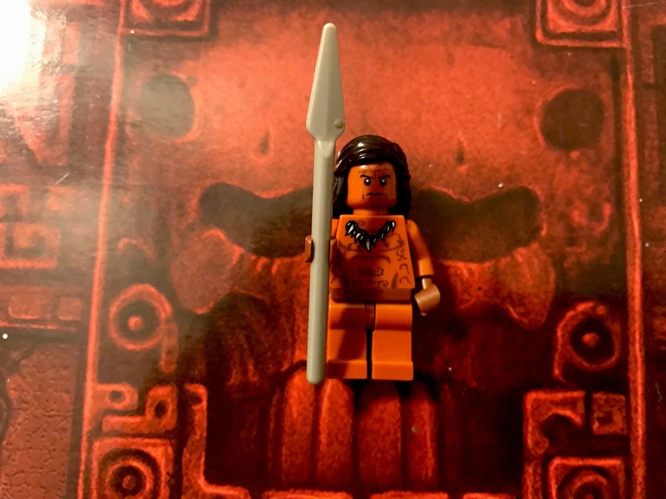 Indiana Jones™ LEGO Ugha Warrior (Nazca Native) RETIRED RUN Minifigure - Image 1 of 1