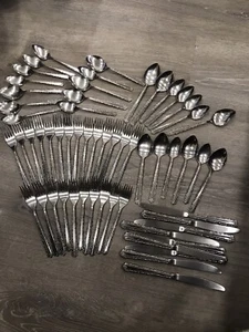 Mixed Lot (58) Oneida CHERIE Deluxe Stainless Flatware Floral/Scroll Vintage - Afbeelding 1 van 11