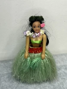 Vintage Hula Girl Dashboard Bobble Doll Hawaii 6” green Grass Skirt tiki - Picture 1 of 8