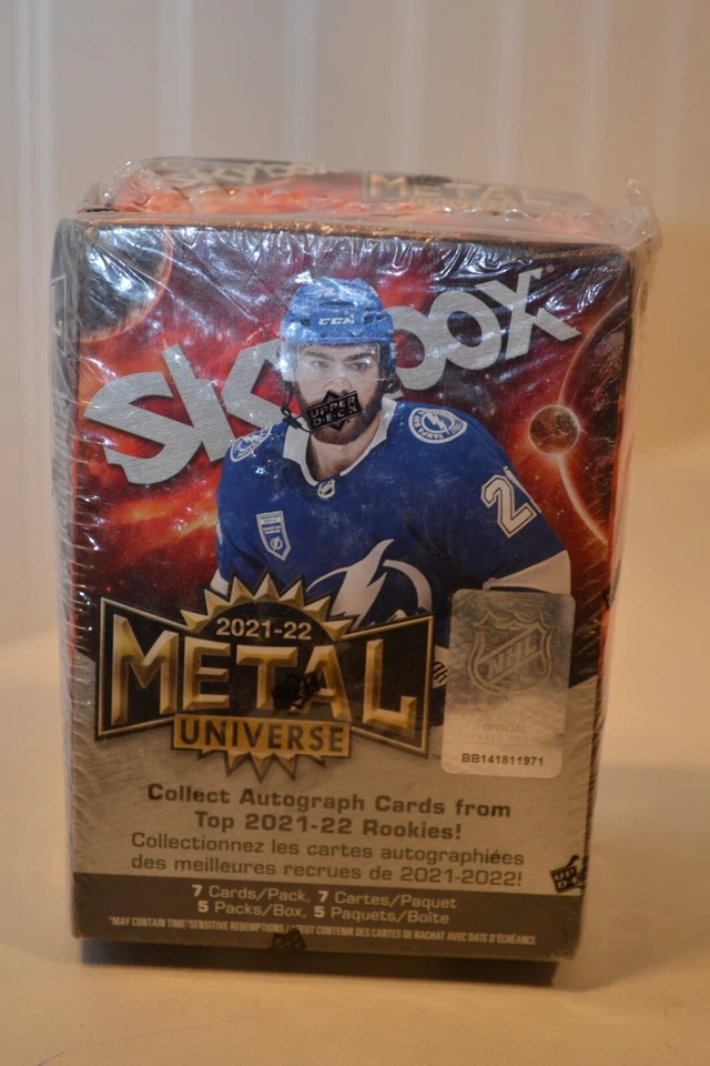 Skybox Metal Universe 2021-22 NHL Hockey Card Lot