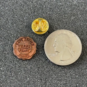 Safe Driver 4 Years FEMiC Farmers Elevator Mutual Insurance Lapel Hat Pin B49429 - Picture 1 of 2