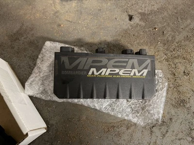 SKI DOO MPEM MXZ 600 2002 con reverso  Foto 1 de 4