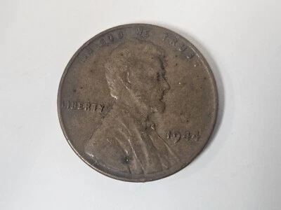 RARE 1944 Wheat Penny Error No Mint Mark “L” in Liberty Rim Error Cent Coin - Image 1 of 2