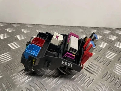 AUDI A7 Sportback 4GA, 4GF Bloc de Fusible 8K0937545B 2.97 Diesel 2014 30949035 - Immagine 1 di 4