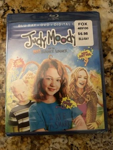 Judy Moody and the Not Bummer Summer (Blu-Ray, DVD, Digital Code) New Sealed - Picture 1 of 2