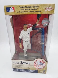 McFarlane MLB Derek Jeter Collectors Edition Action Figure New - Picture 1 of 6